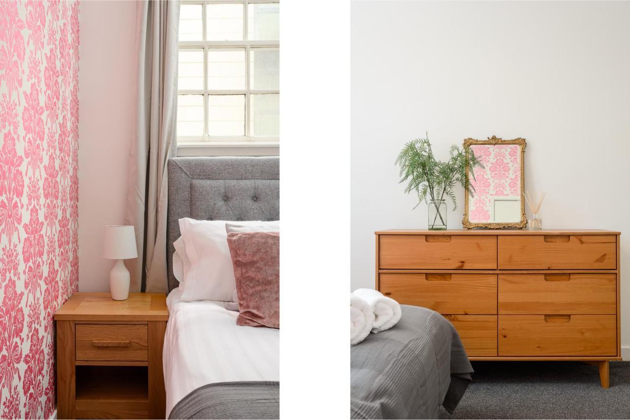 2 Bedroom Royal Mile Apartment — Photos 2